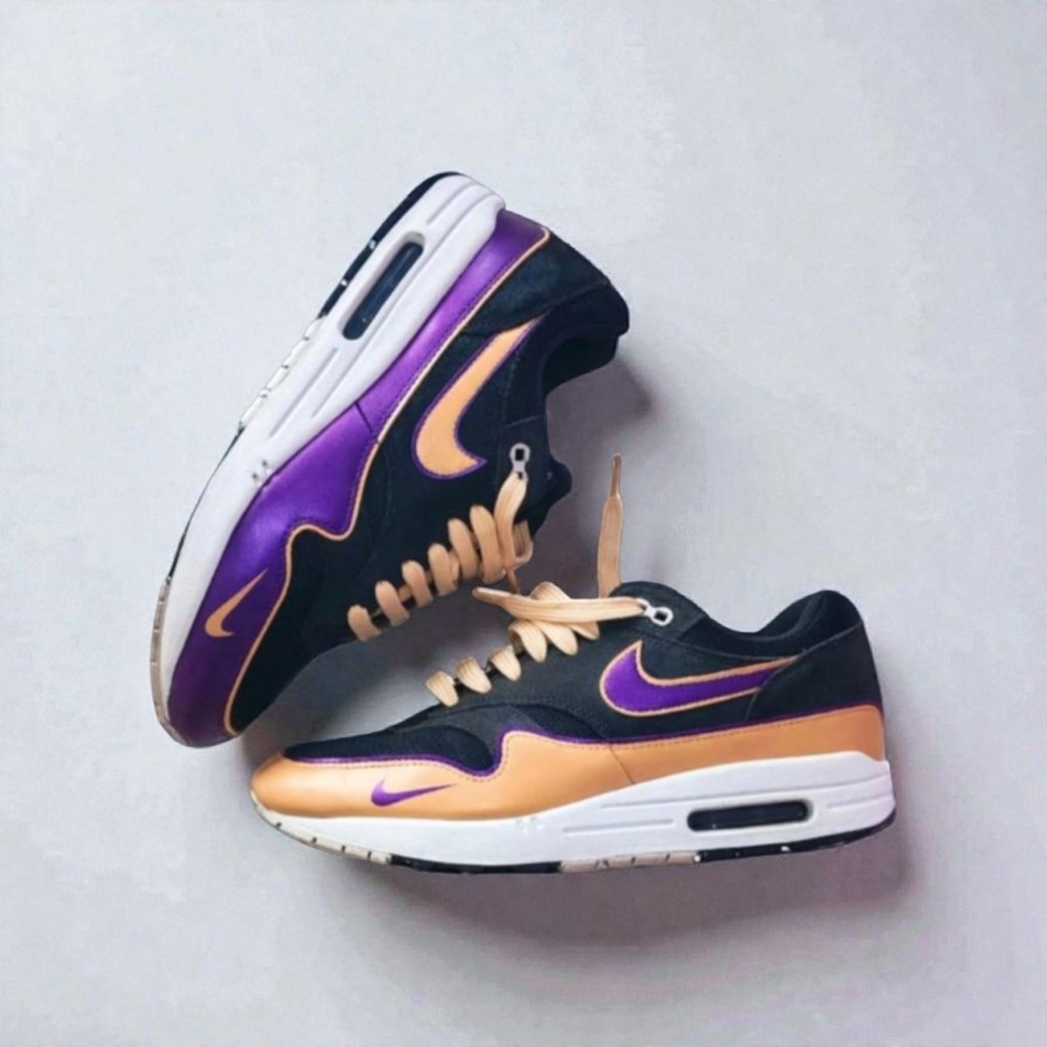CUSTOM AIRMAX, ELECTRONIC/ Double K Customz